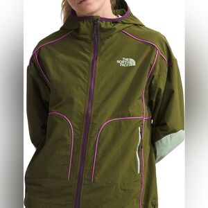 The North Face Women's Trailwear Jacket - Forest Olve/Violet Crocus - size XL